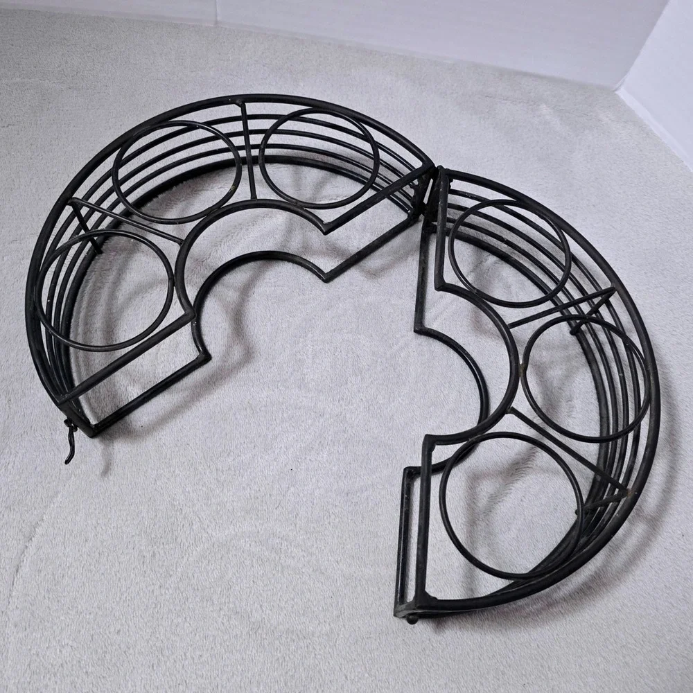 Vintage Black Metal 7-Candle Votive Holder Folding Pip Berry Wreath Centerpiece